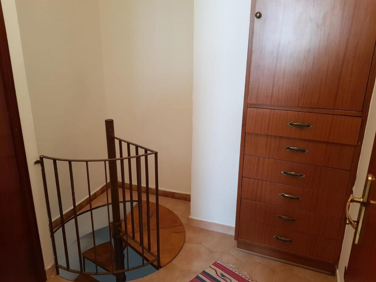 Casa Tranquilla E Luminosa Con Terrazzo A Due Passi Dal Mare Apartment โบรโล ภายนอก รูปภาพ